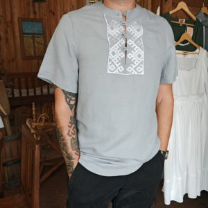 Мужская льняная рубашка с вышивкой серая