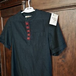 Льняная мужская рубашка с коротким рукавом